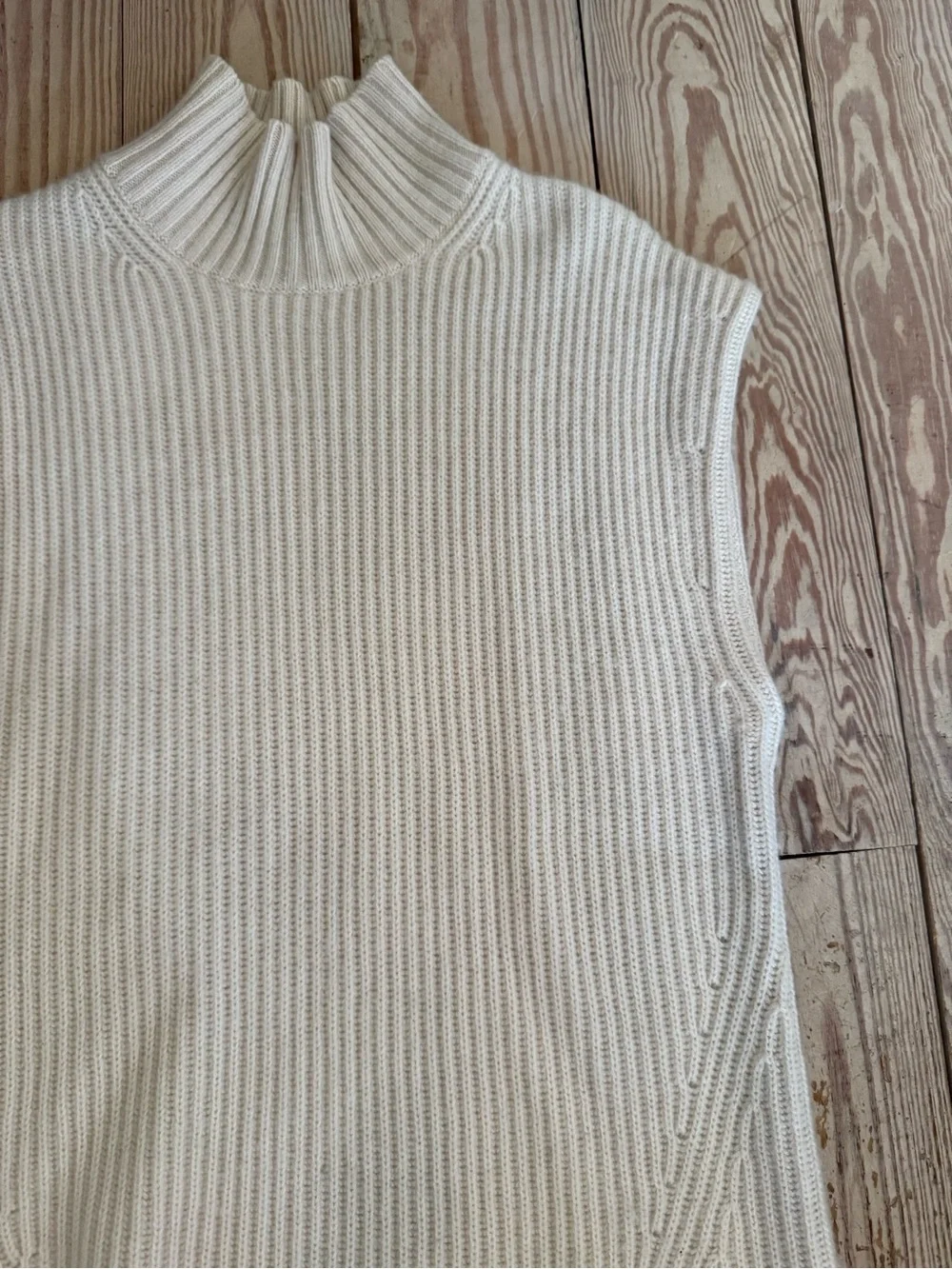 J.Crew 100% Cashmere Mock Neck Sweater Vest Size XS-S